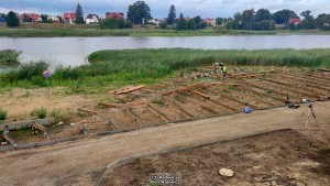 Malbork. Bulwary jeszcze nie gotowe, a już zarastają. Magistrat rozkłada bezradnie ręce.