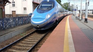 Malbork. Każdy by to zrobił w mojej sytuacji ? uratował mężczyznę przed nadjeżdżającym pociągiem.