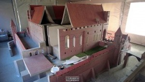 Miniatura zamku krzyżackiego w Malborku ? zobacz, jak powstaje [wideo, zdjęcia]
