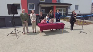Uroczyste wręczenie kluczy do mieszkań MTBS przy ul. Czerskiego 19. Zobacz wideo z uroczystości odebrania kluczy - 20.05.2022 