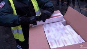 9 mln szt. papierosów bez polskich znaków akcyzy. Pomorska KAS zabezpieczyła nielegalne papierosy.
