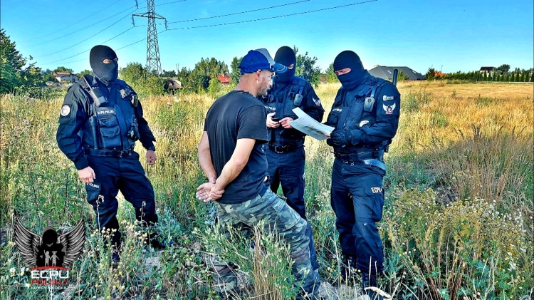 Zatrzymano 33-letniego mężczyznę podejrzanego o czyny pedofilskie.…