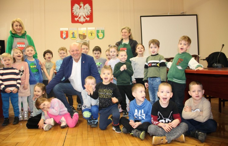 Sztum. Przedszkolaki z wizytą w Starostwie Powiatowym.