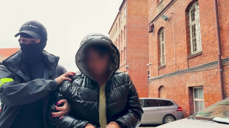 Zatrzymania w sprawie korupcji w Gdańsku, Gdyni i Bydgoszczy. W sprawę…