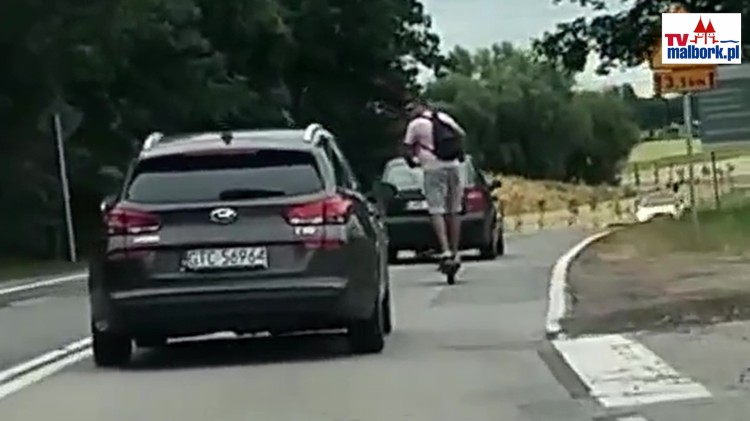 Niebezpieczna jazda hulajnogą elektryczną na DK22 w Malborku - policja…