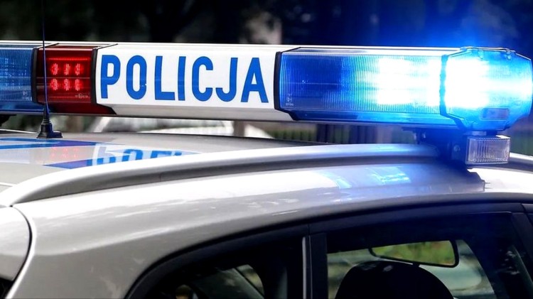 Powiat sztumski. Policjanci zatrzymali poszukiwanego kierowcę z aktywnym…