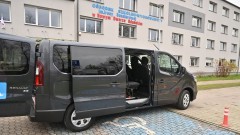 Nowy samochód dla SOSW w Nowym Dworze Gdańskim - poprzedni trafił do DPS w Stegnie.