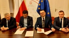Gmina Miłoradz. Prawie 3 mln zł na budowę hali sportowej – umowa z Ministerstwem Sportu podpisana.