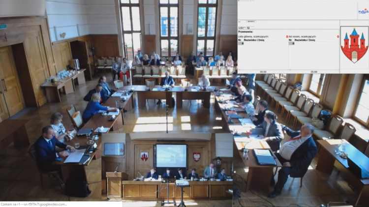Decyzja w sprawie udzielenia absolutorium Burmistrzowi i głosowanie w…