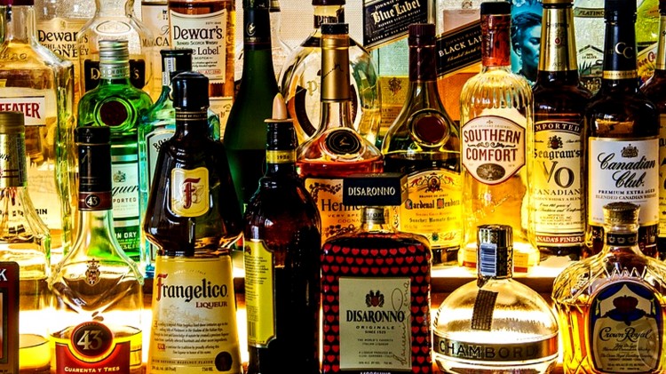 Sztum. Ukradli kilka butelek alkoholu – za kradzież grozi im do 5 lat…