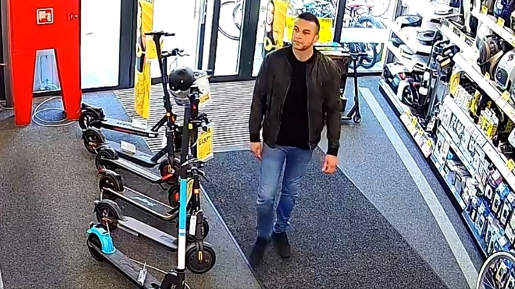 Nowy Dwór Gdański. Mężczyzna poszukiwany za prawdopodobne przywłaszczenie…