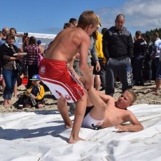 Walczyli na plaży. Za nami II Mistrzostwa Krajów Nadbałtyckich. Stegna…