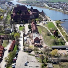 Przebudowa zabytkowych budynków gospodarczych na Przedzamczu Zamku Malbork…